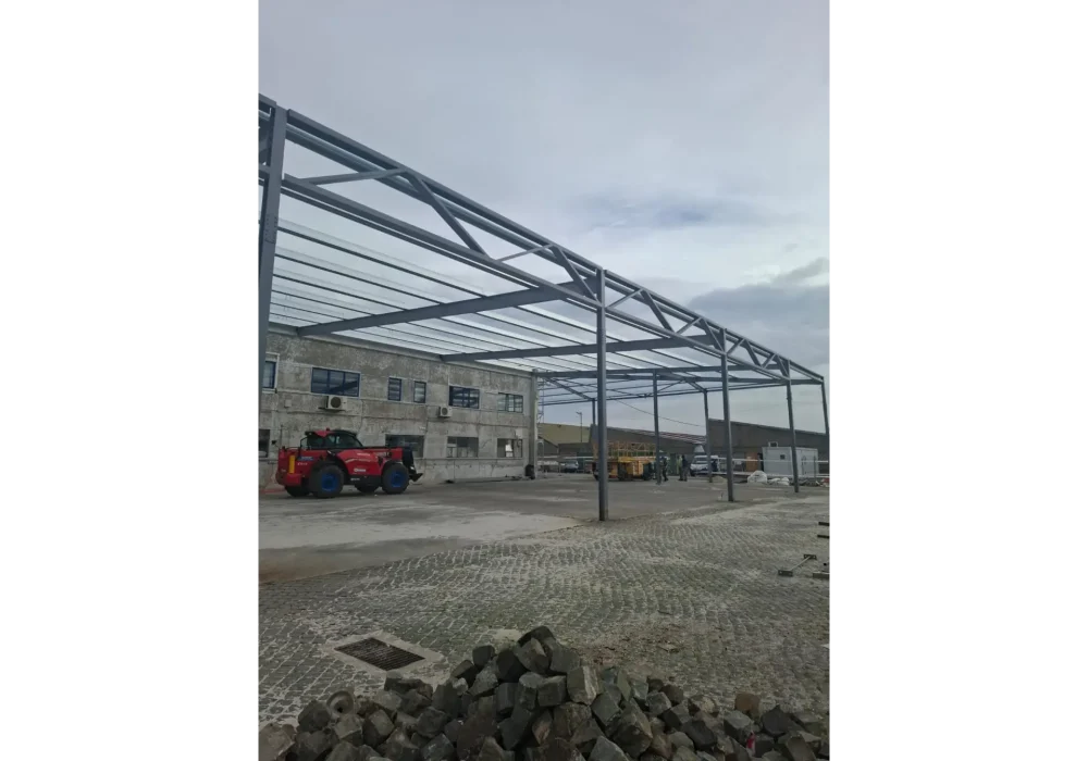 instalacao-da-estrutura-metalica-carris